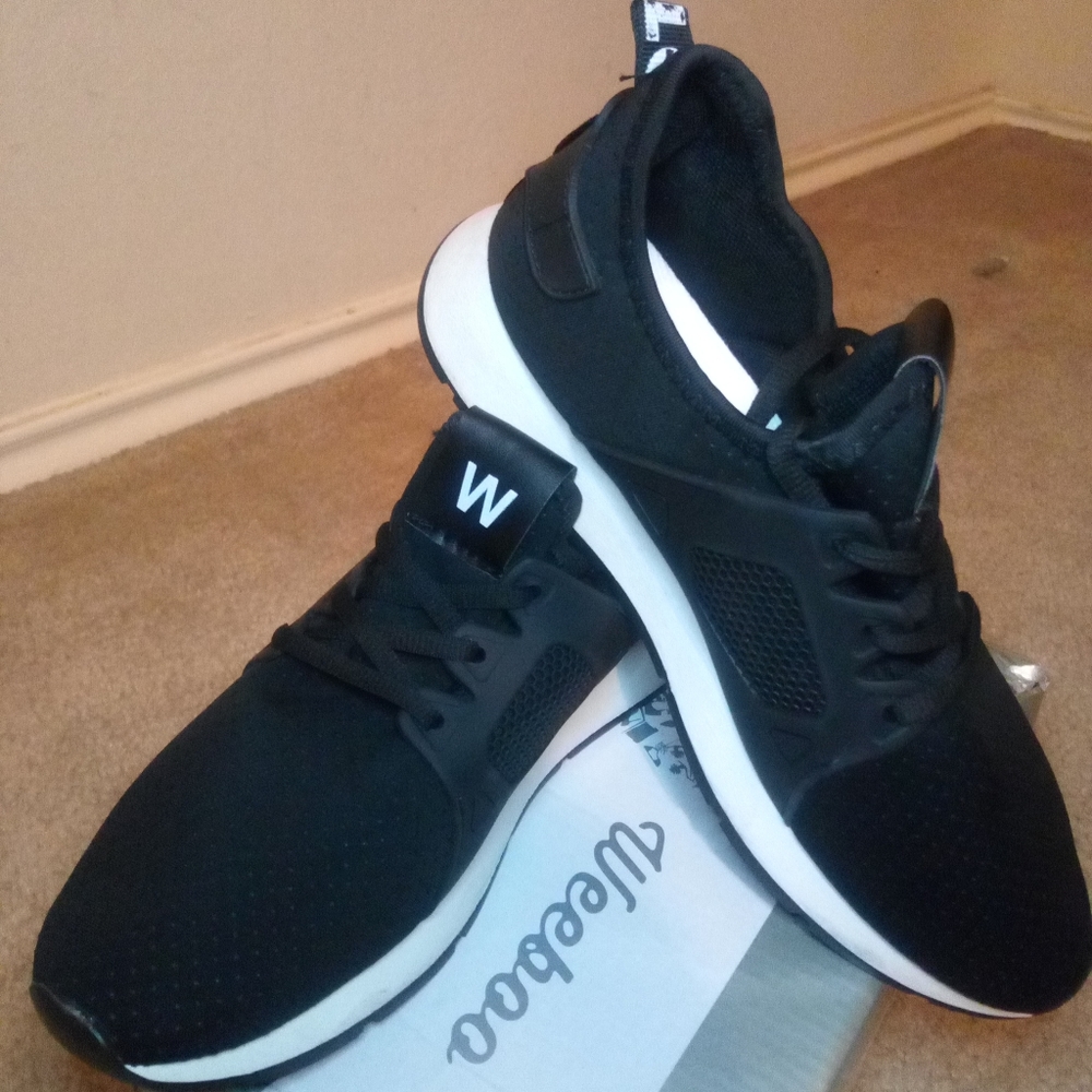 Women's sneakers